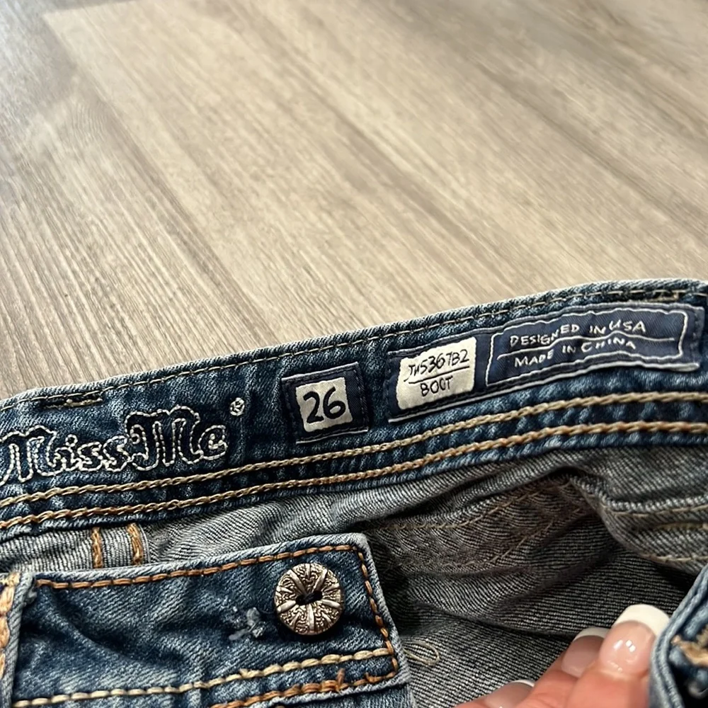 Miss Me jeans, EUC - Picture 9 of 9